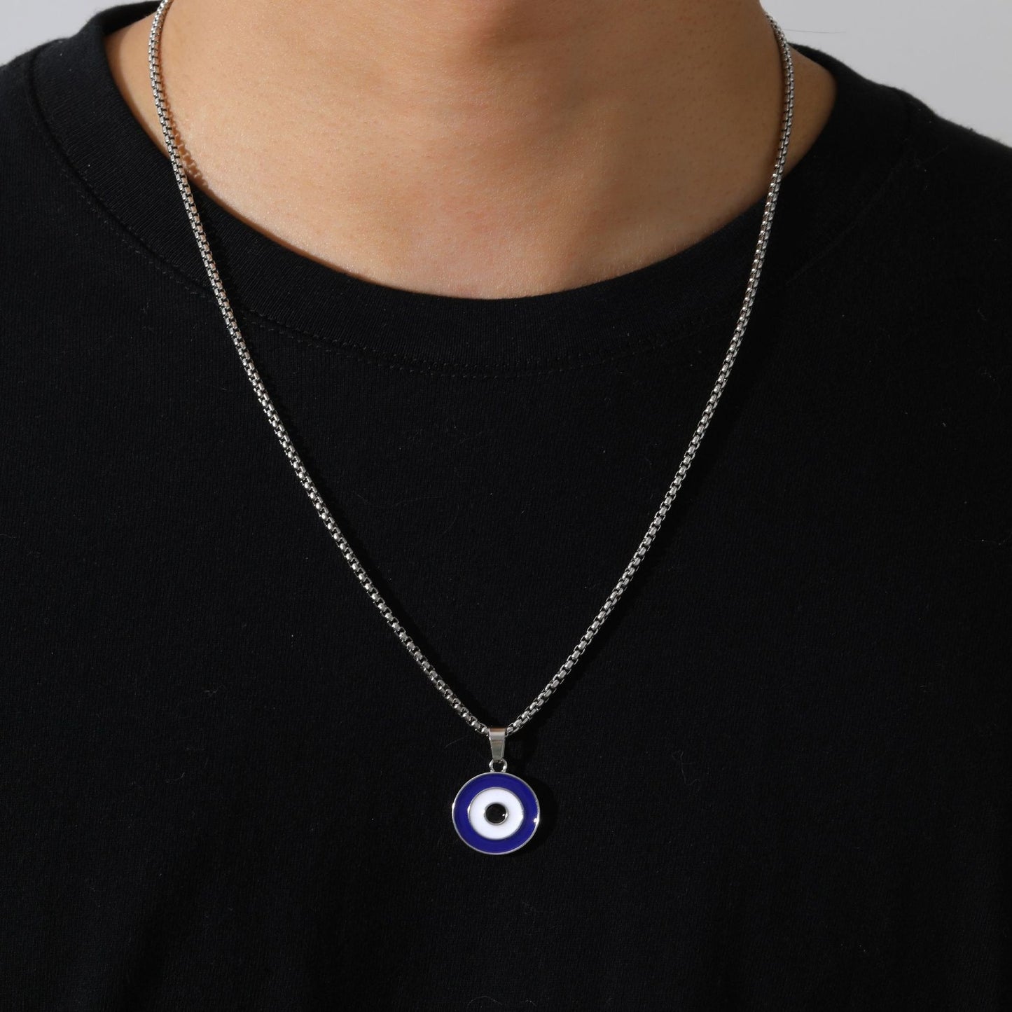 Hot selling hip-hop style Devil's Eye pendant necklace with male and female personality and niche design sense necklace